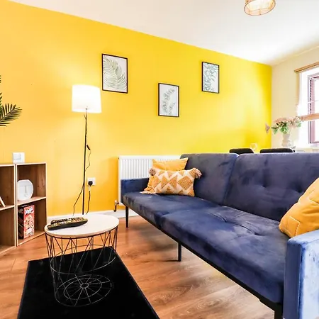 Spacious 1 Bed Flat-Free Parking Hillingdon Exterior photo