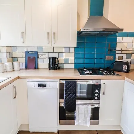 Spacious 1 Bed Flat-Free Parking Hillingdon Exterior photo