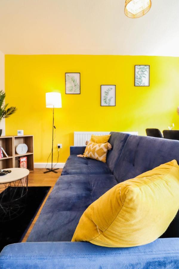 Apartment Spacious 1 Bed Flat-free Parking