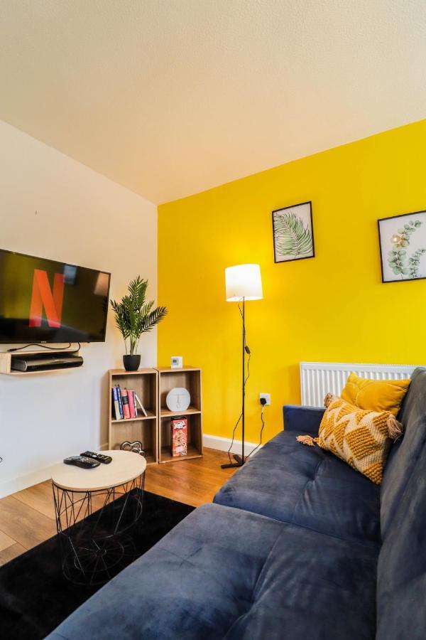 Spacious 1 Bed Flat-free Parking *