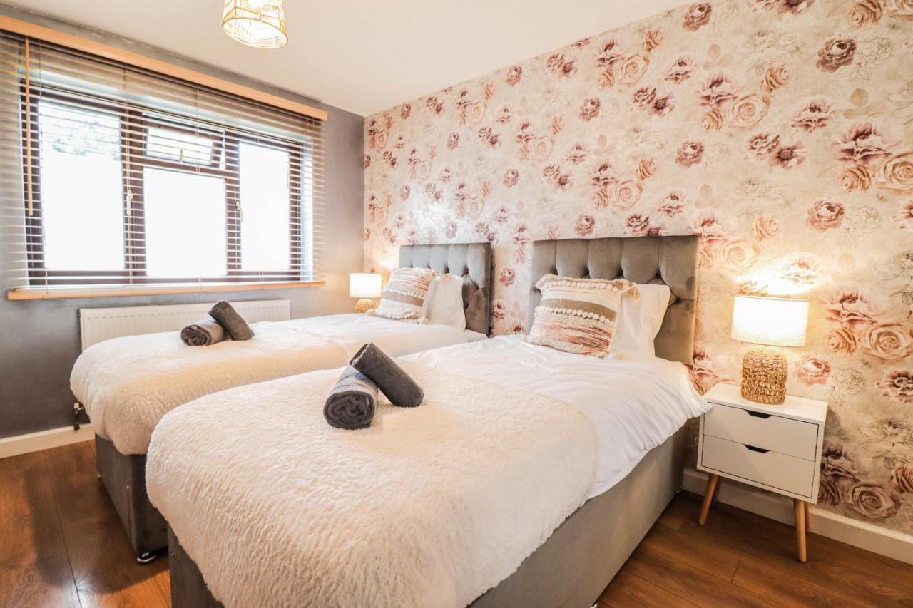 Spacious 1 Bed Flat-free Parking *